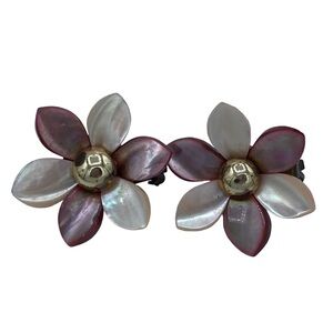 vintage mother of Pearl flower clip on earrings made in Japan 50’s
